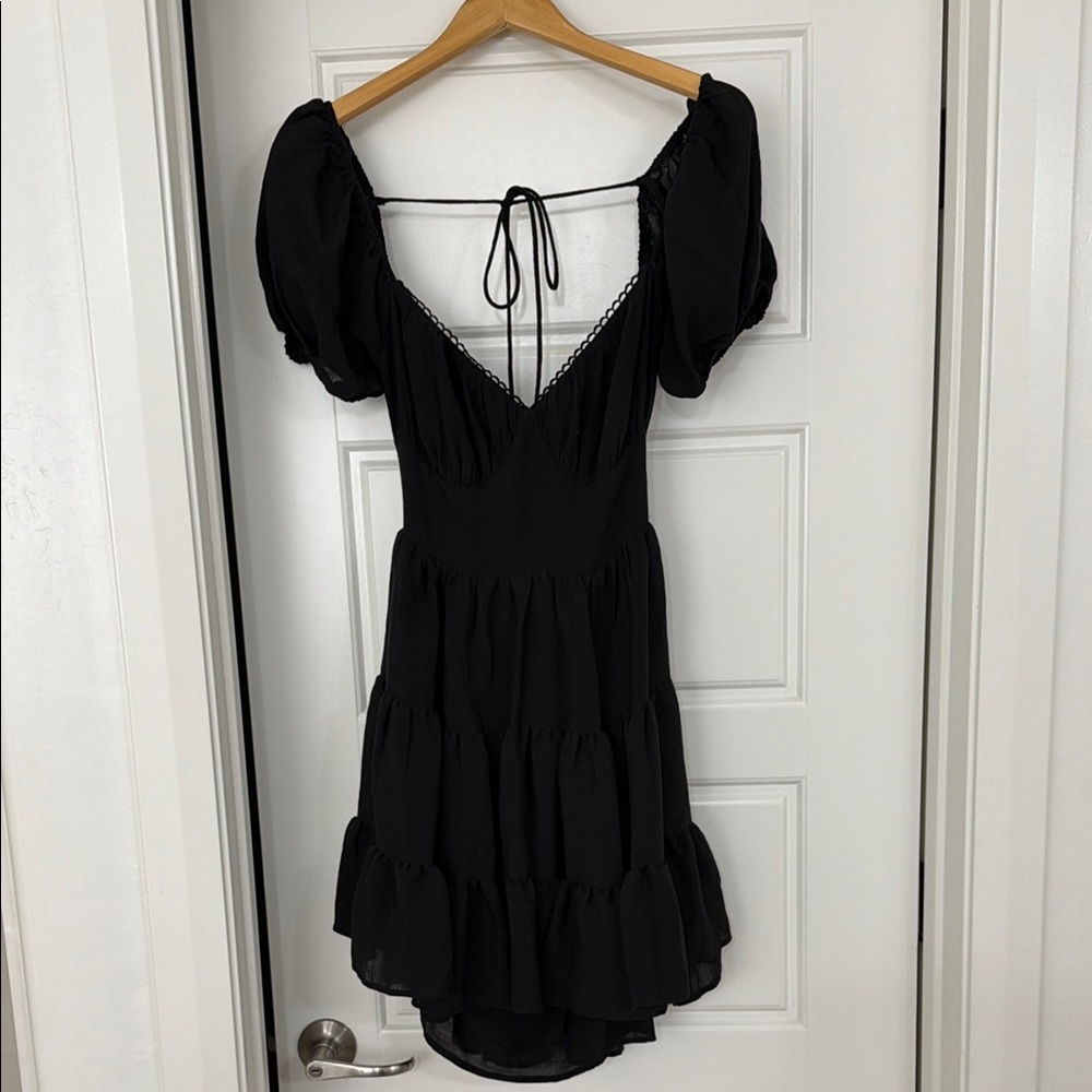 Elegant Black Puff Sleeve Dress